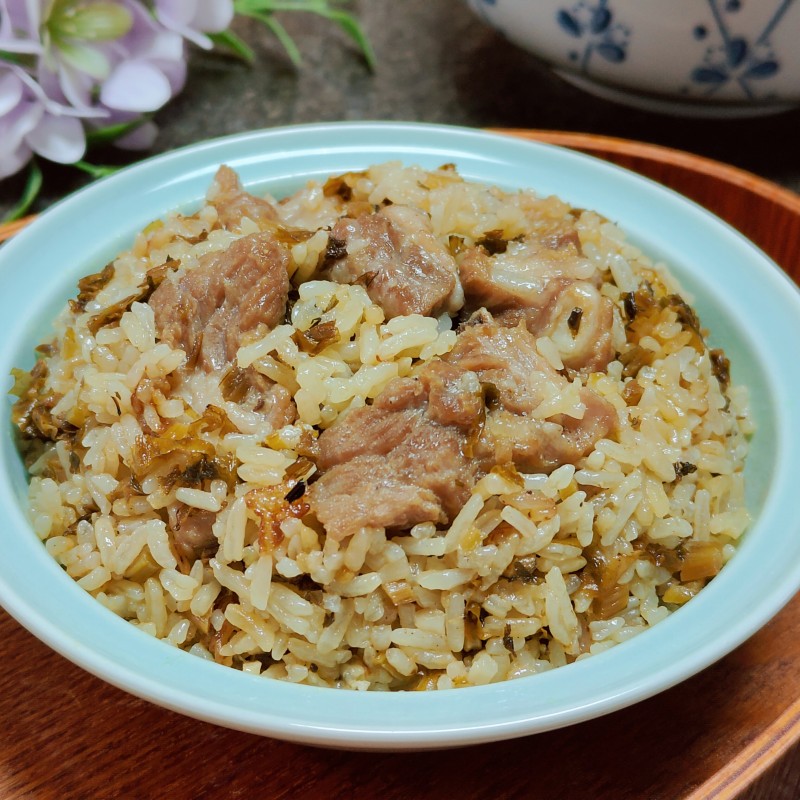 Braised Pork with Salted Vegetables and Rice