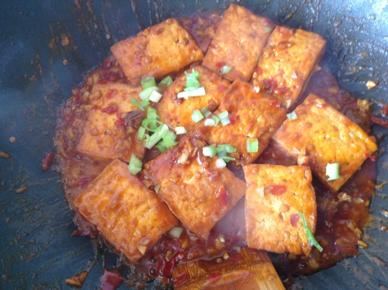 Steps for Cooking Fish-flavored Crispy Tofu