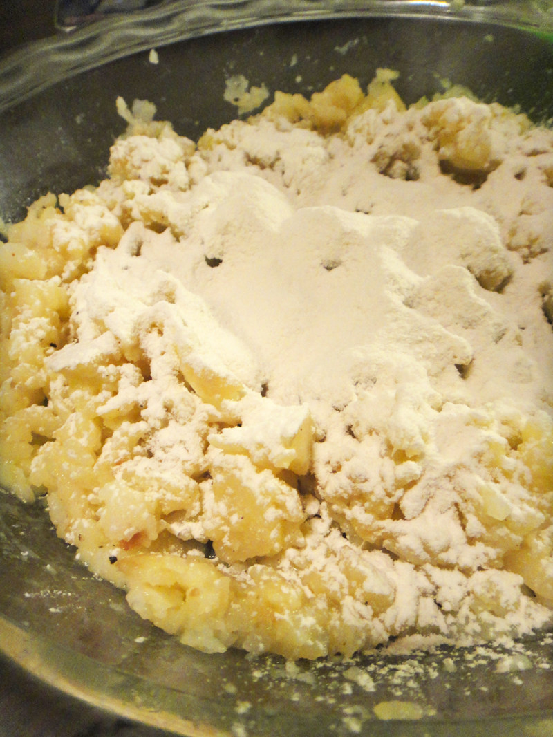 Homemade Italian Potato Gnocchi Making Steps