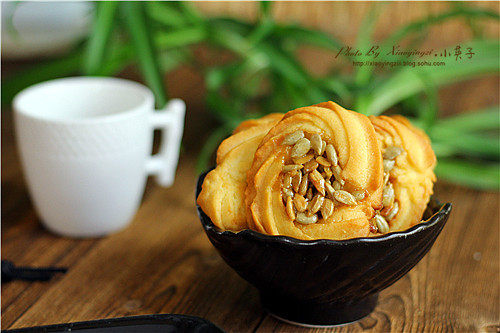 Roman Shield Cookies