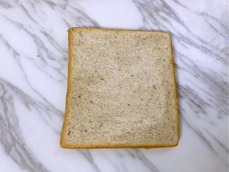 Steps for Making Cheese Toast Slices