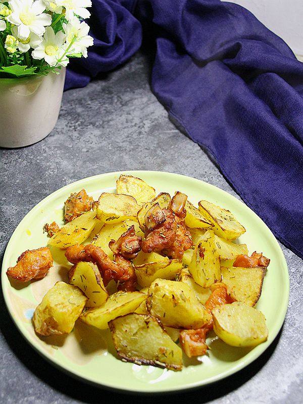 Herb Potato Wedges