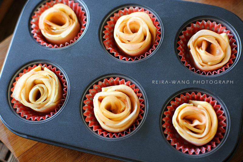 Steps to Make Rose Puff Pastry Rolls