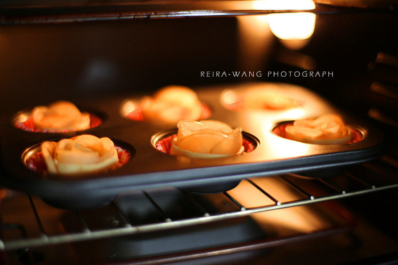 Steps to Make Rose Puff Pastry Rolls