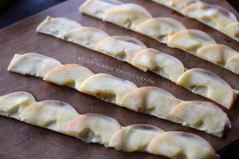 Steps to Make Rose Puff Pastry Rolls