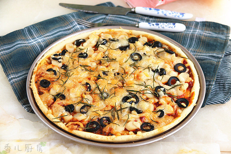 Crab and Fish Sausage Pizza