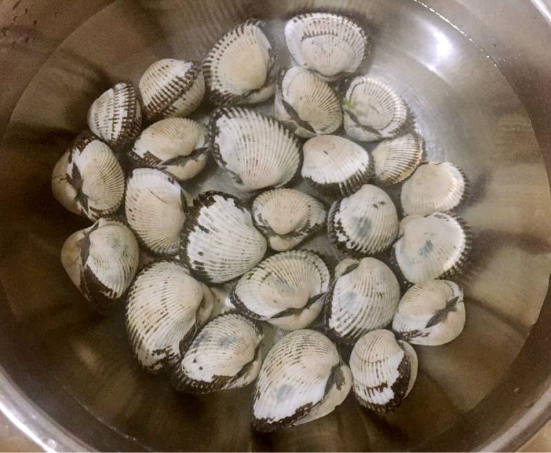 Steps for Cooking Delicious Hairy Clams