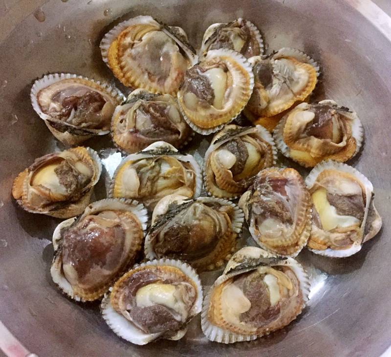 Steps for Cooking Delicious Hairy Clams