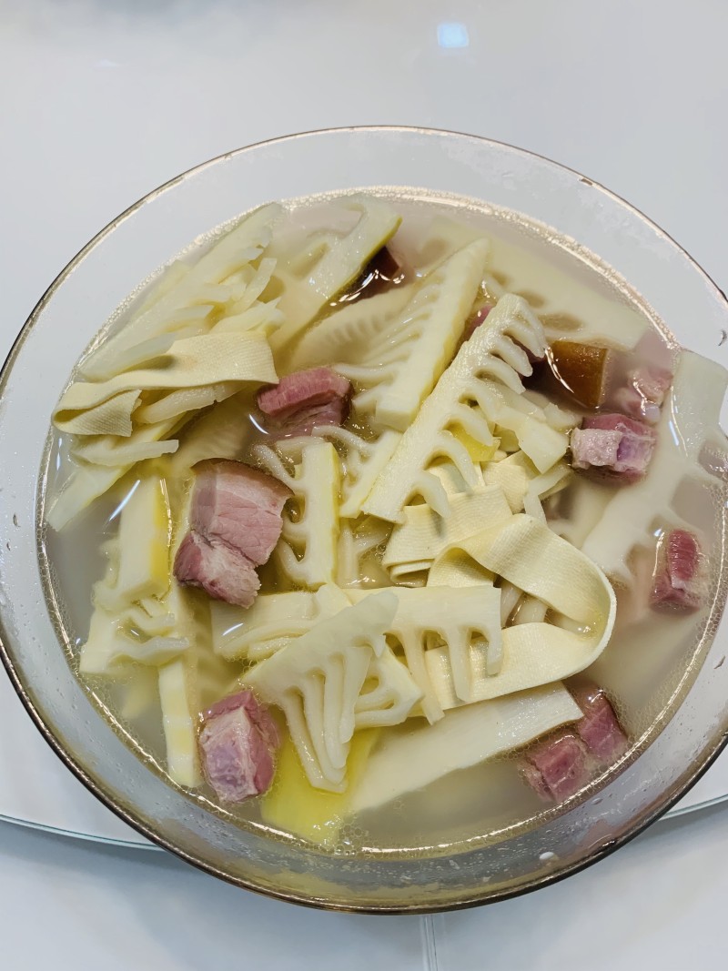 Simple Version of Preserved Pork with Bamboo Shoots