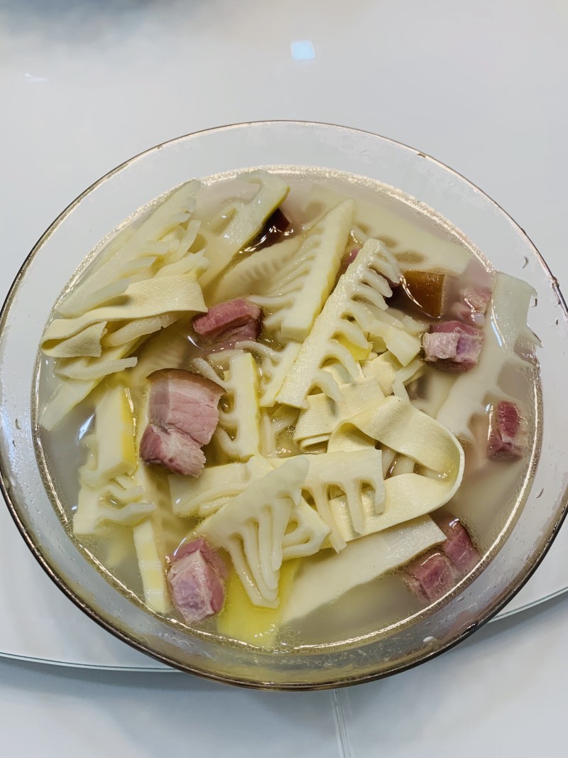 Simple Version of Preserved Pork with Bamboo Shoots