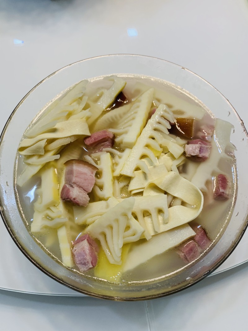 Simple Version of Preserved Pork with Bamboo Shoots