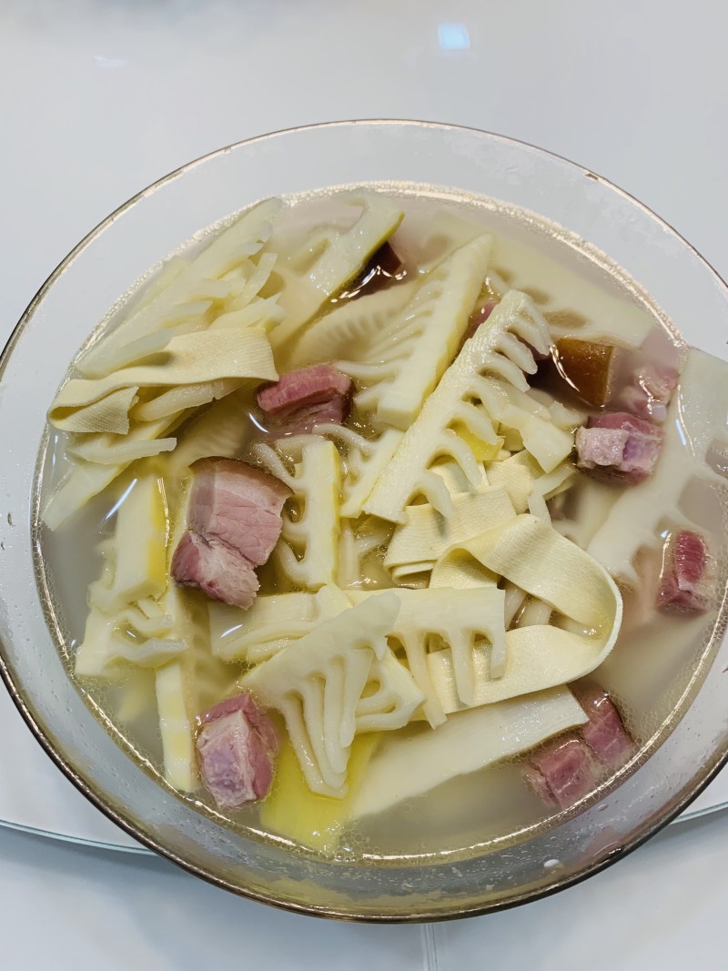 Simple Version of Preserved Pork with Bamboo Shoots