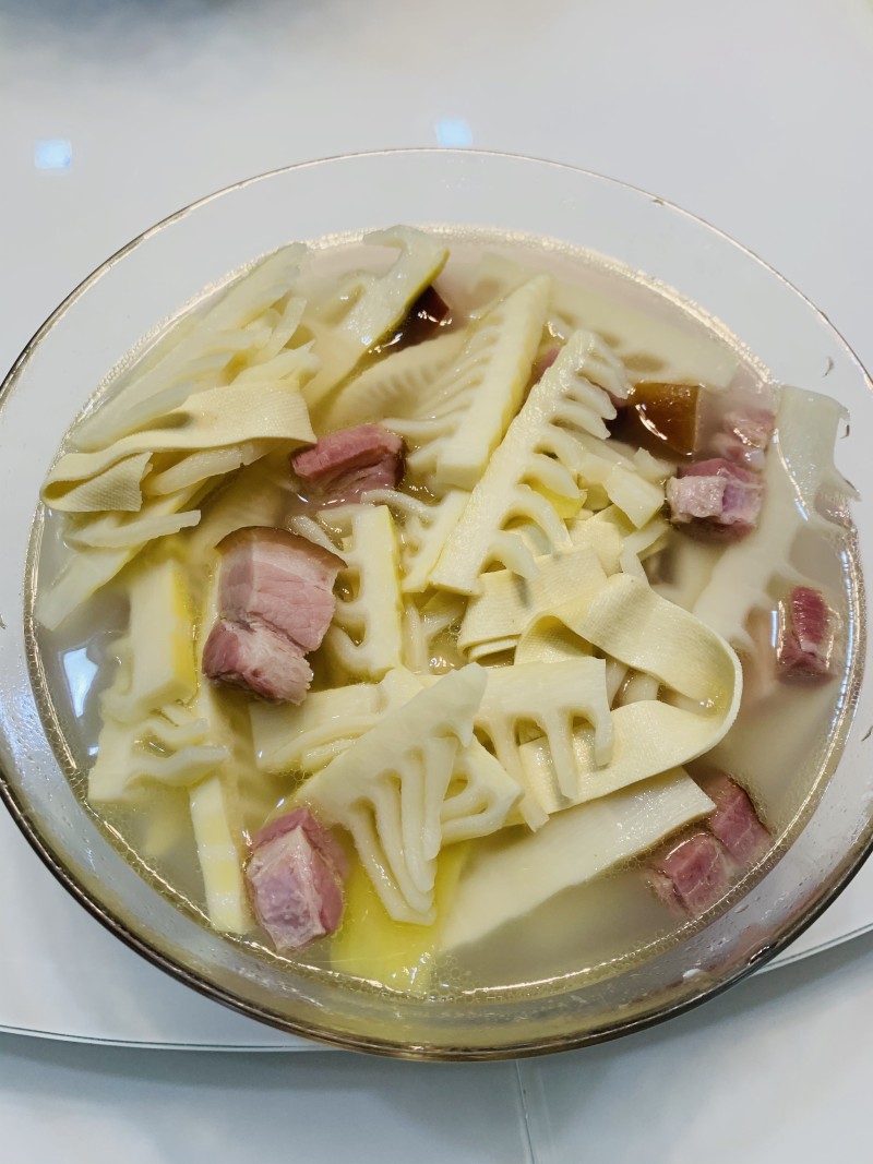 Simple Version of Preserved Pork with Bamboo Shoots