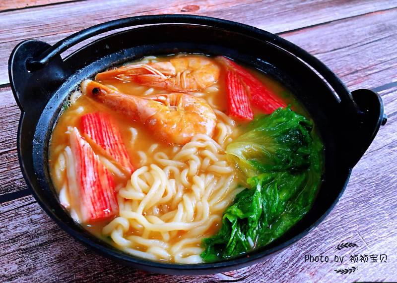 Steps for Cooking Seafood Spicy Ramen