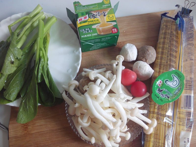 Steps to Make Shimeji Mushroom Soup Spaghetti