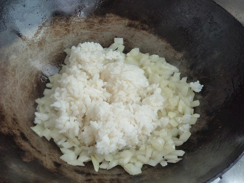 Steps to Make Colorful Fried Rice