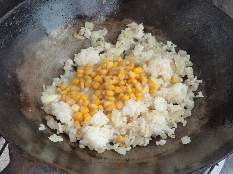 Steps to Make Colorful Fried Rice