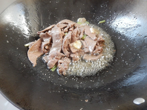 Steps for cooking Pork Liver and Potato Slices