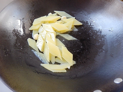 Steps for cooking Pork Liver and Potato Slices