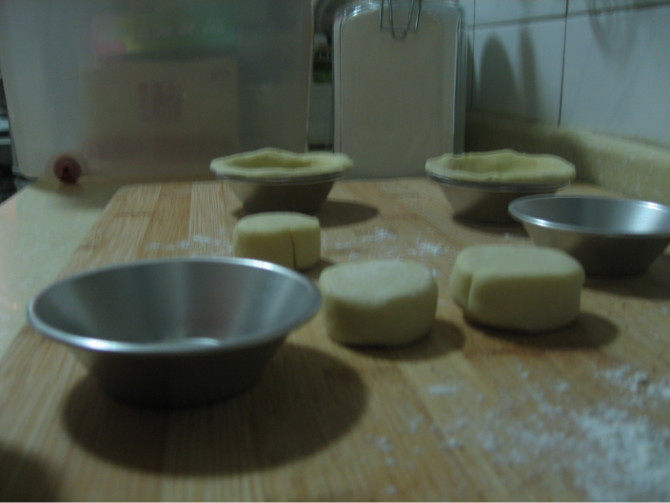 Steps for making Portuguese Egg Tart