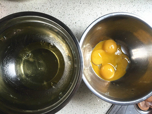 Plum Blossom Cake Making Steps