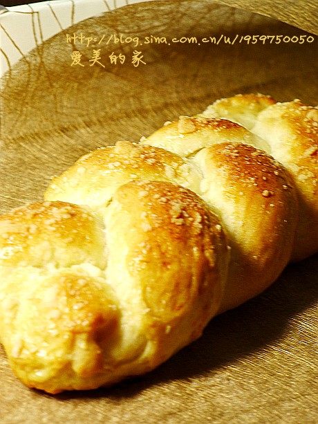 Using Fresh Cream in Bread Really Makes a Difference---Fresh Cream Braided Bread