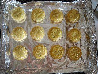 Orange Fragrant Peanut Sesame Mooncake Making Steps