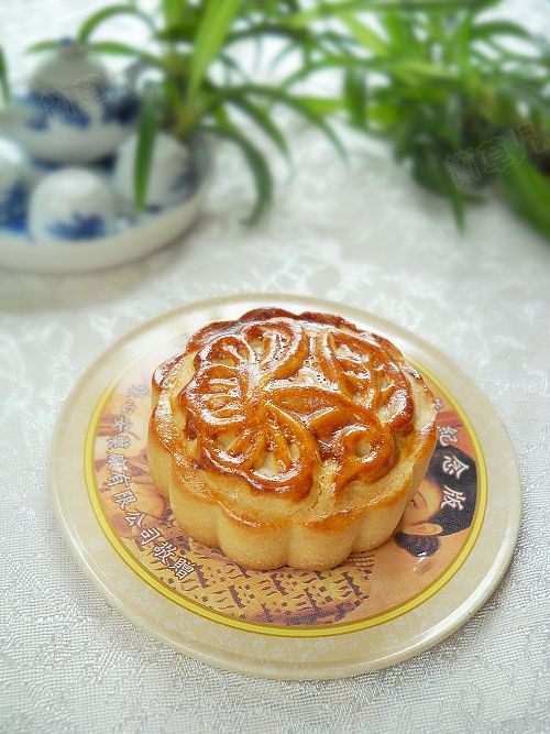 Orange Fragrant Peanut Sesame Mooncake