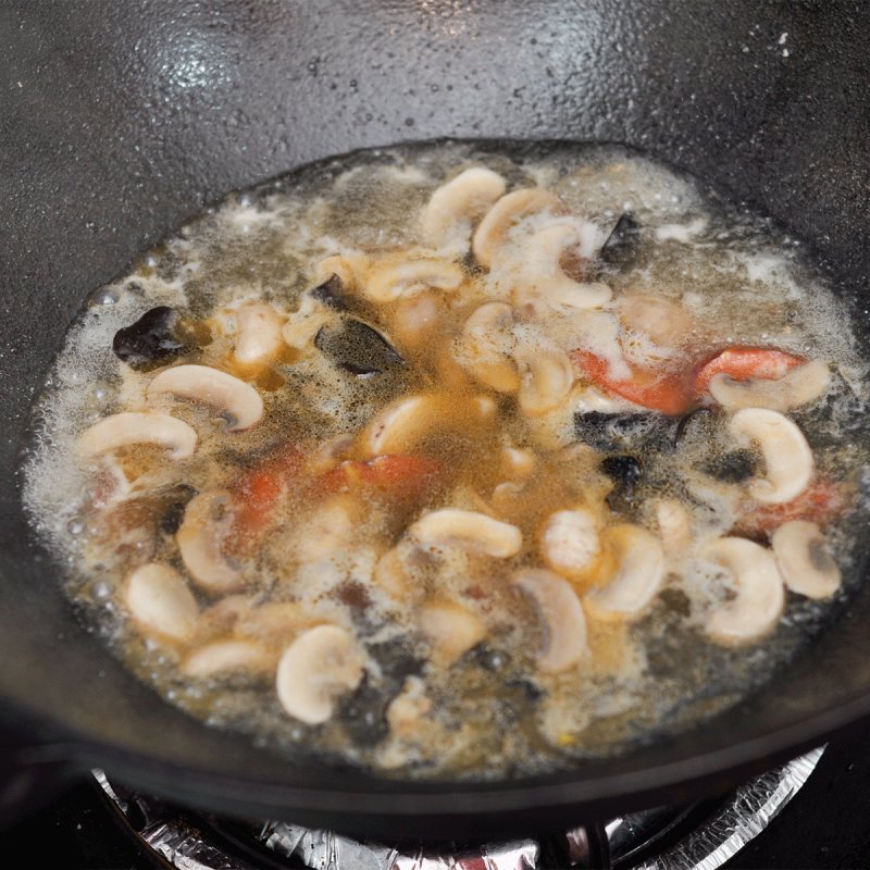 Step-by-Step Guide to Cooking Mushroom and Tofu Stew