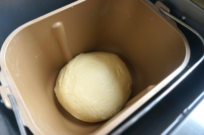 Steps for making Red Bean Paste Toast