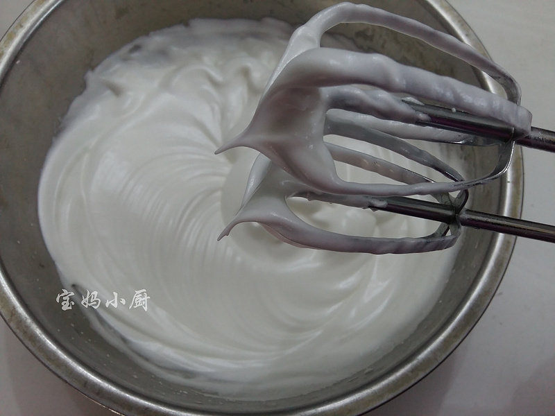 Steps for Making Vanilla Chiffon Cake