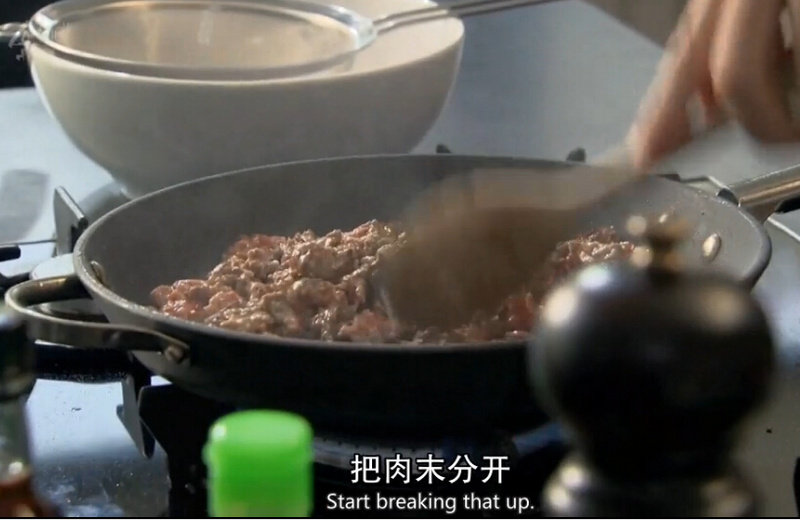 Red Pepper Beef - Gordon Cooking Steps