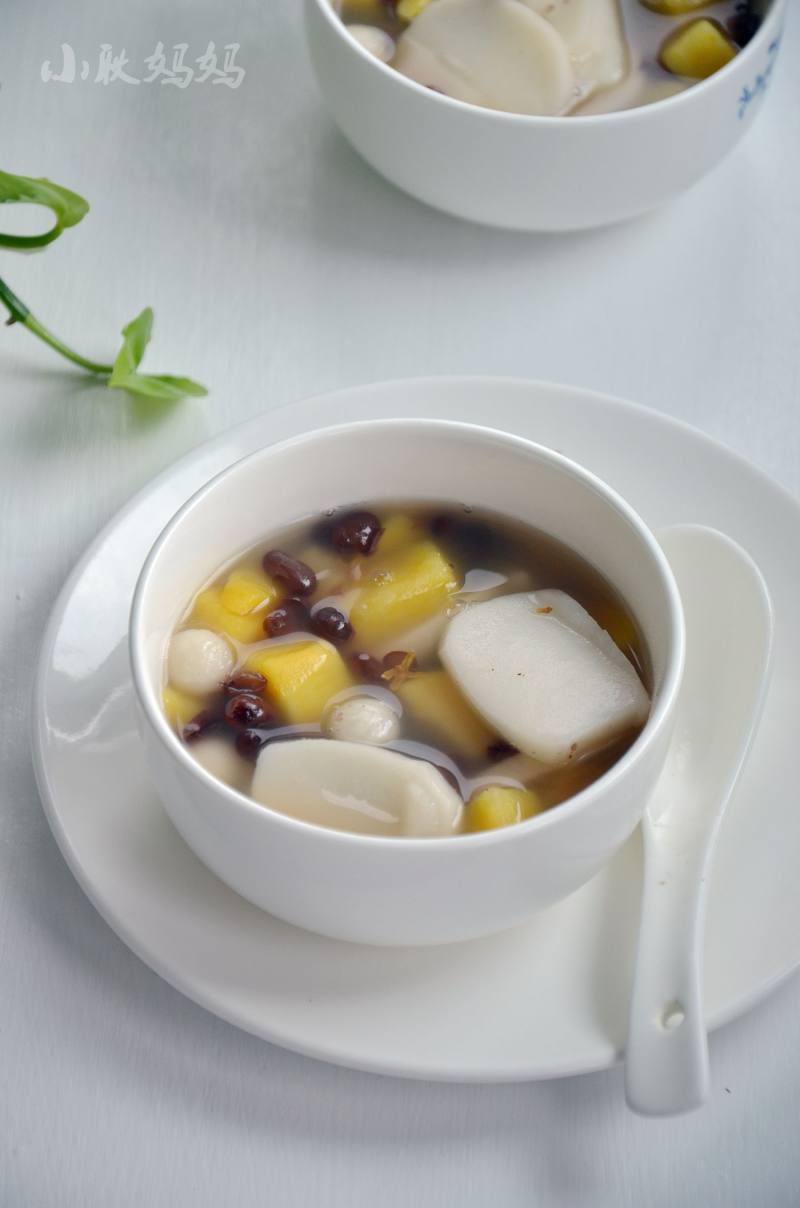Honey Bean and Osmanthus Rice Cake Soup