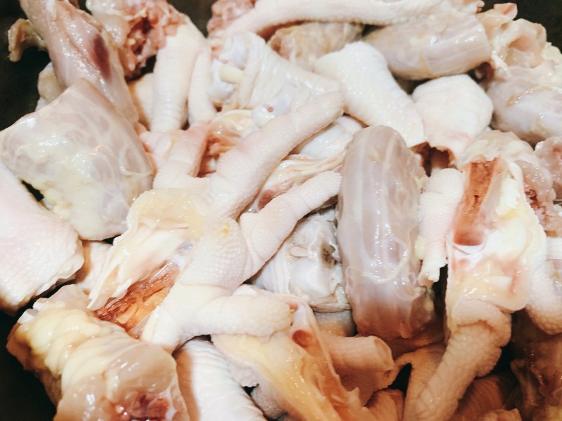 Steps to Make Lemon Spicy Chicken Feet