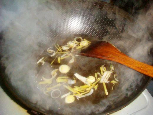 Steps for Making Five-Spice Flounder