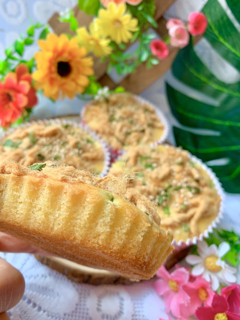 Scallion Pork Floss Corn Cake