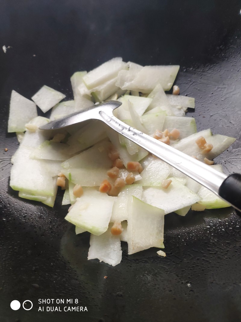 Steps for Braised Winter Melon with Dried Scallops