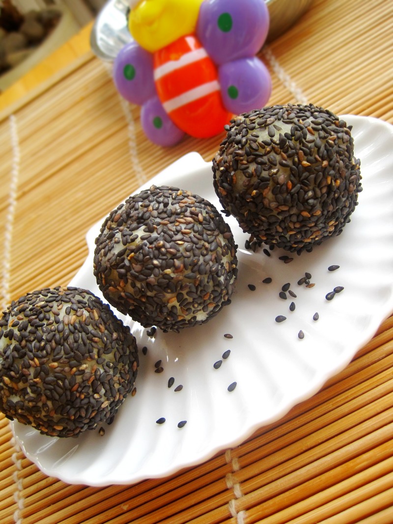 Sweet Potato Cheese Black Sesame Balls
