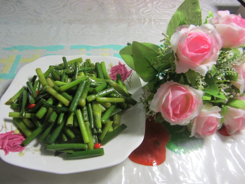 Stir-Fried Garlic Scapes