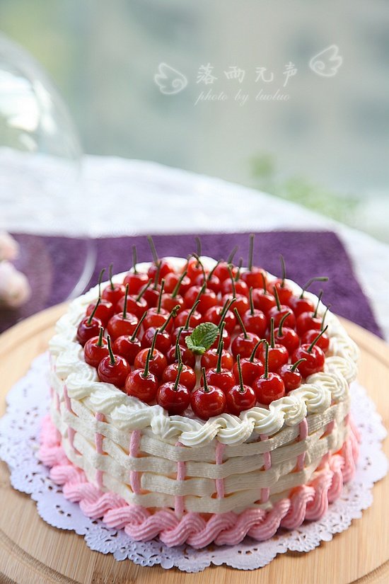 The Most Beautiful Cherry Season - Cherry Cream Cake