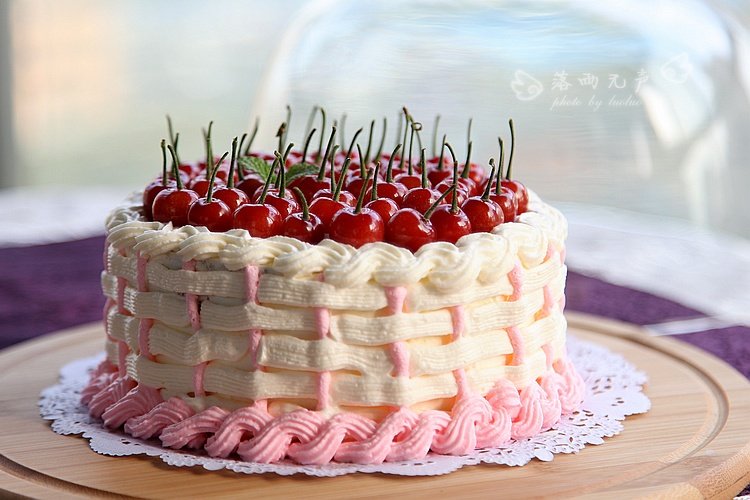 The Most Beautiful Cherry Season - Cherry Cream Cake