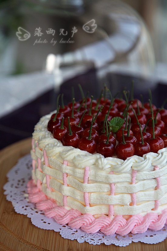 The Most Beautiful Cherry Season - Cherry Cream Cake