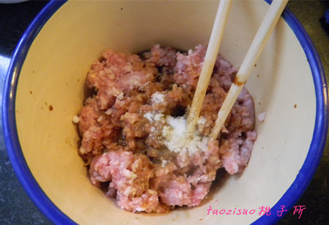 Steps for making Donggua boiled meatballs