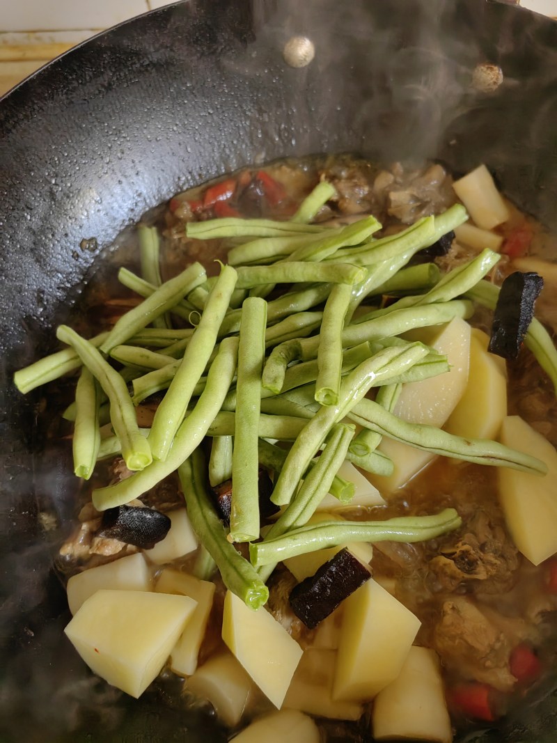 Vegetable Braised Chicken Cooking Steps