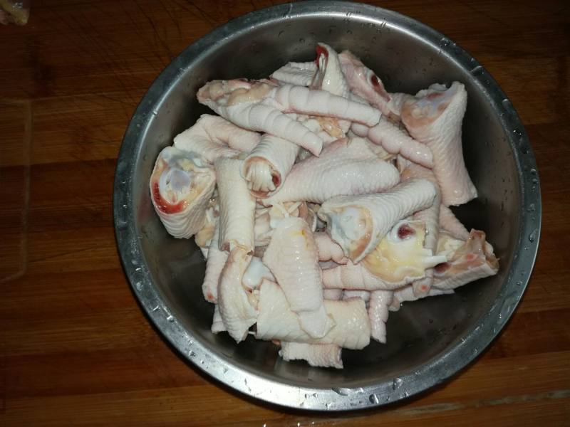 Steps for Cooking Lemon Spicy Chicken Feet