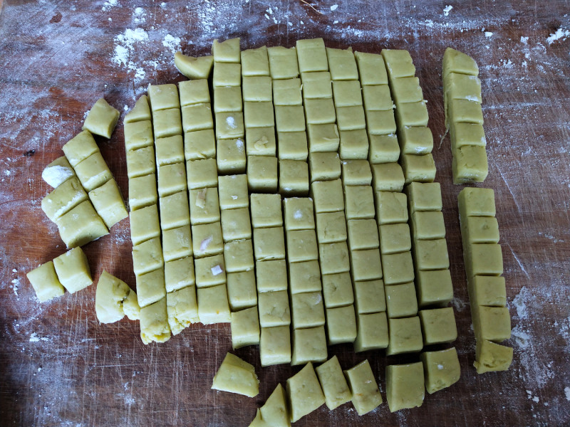 Steps for Making Avocado Milk Biscuits