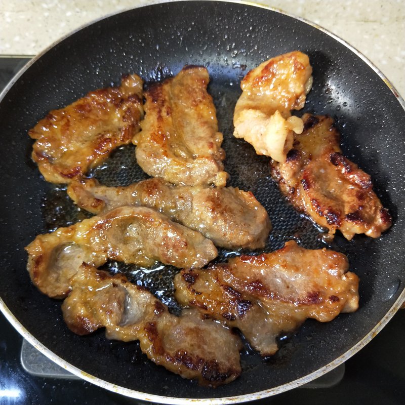 Steps for Making Pan-Fried Pork Chop