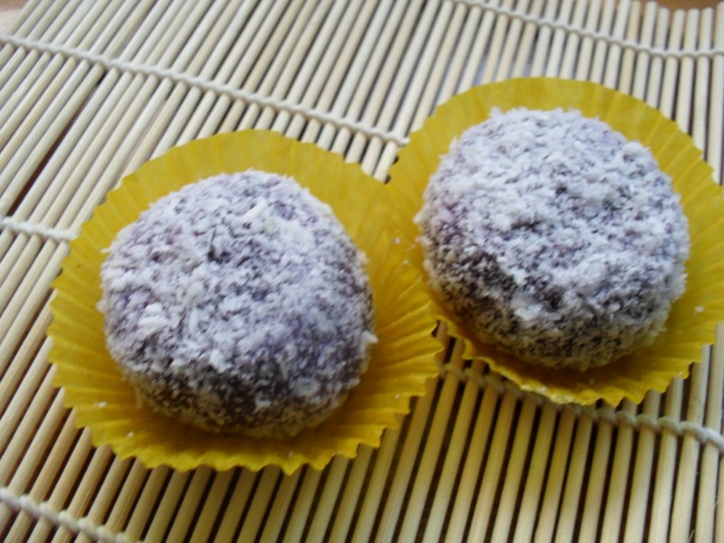 Steps for Cooking Coconut Purple Sweet Potato Glutinous Rice Cake