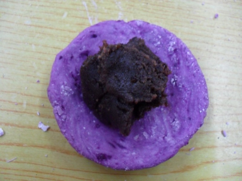 Steps for Cooking Coconut Purple Sweet Potato Glutinous Rice Cake