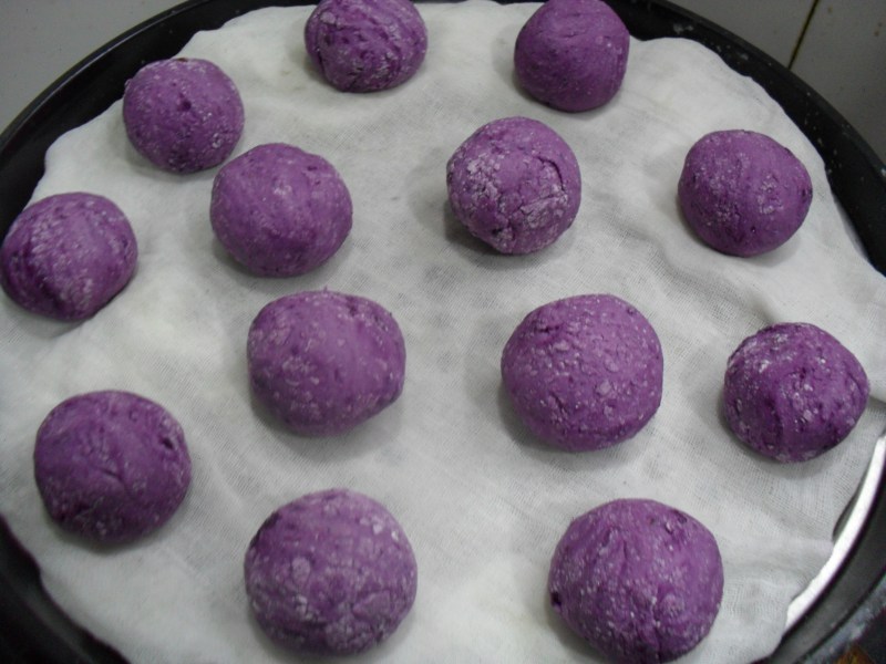 Steps for Cooking Coconut Purple Sweet Potato Glutinous Rice Cake